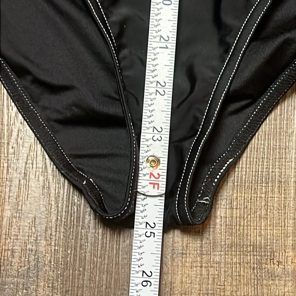 Cupshe Black Women's Swimwear 0X one‎ piece beach swimming sun vacation resort